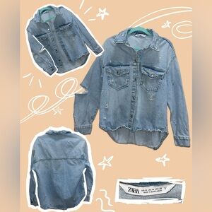 SOLD ❤️ ZARA distressed Jean jacket size M oversize